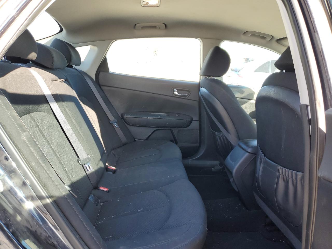 KNAGT4LE9J5023136 KIA OPTIMA 2018