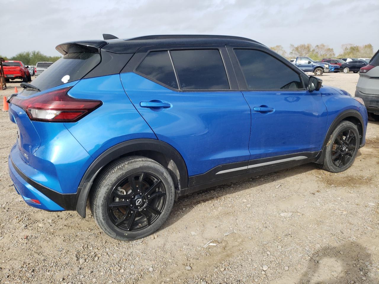 3N1CP5DV2NL495214 NISSAN KICKS 2022