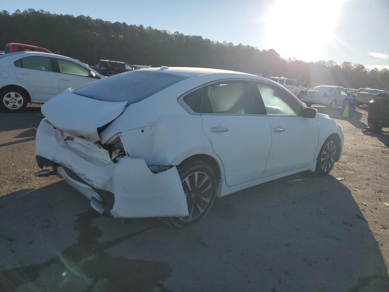 2016 Nissan Altima 2.5 vin: 1N4AL3AP2GC120082