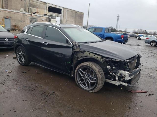 2017 INFINITI QX30 SJKCH5CP3HA035436