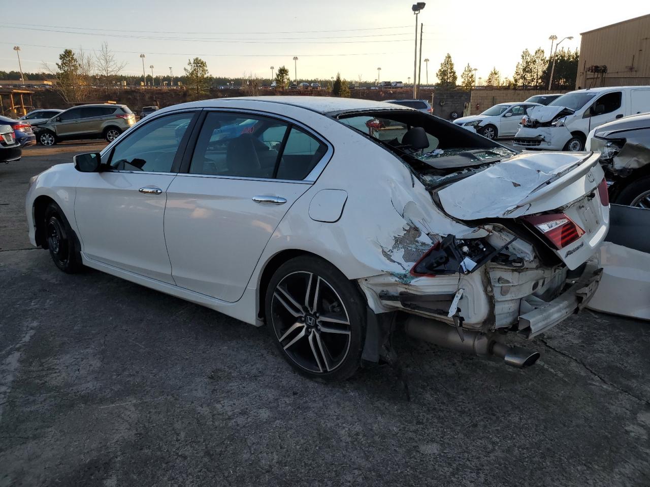 1HGCR2F51HA236455 HONDA ACCORD 2017