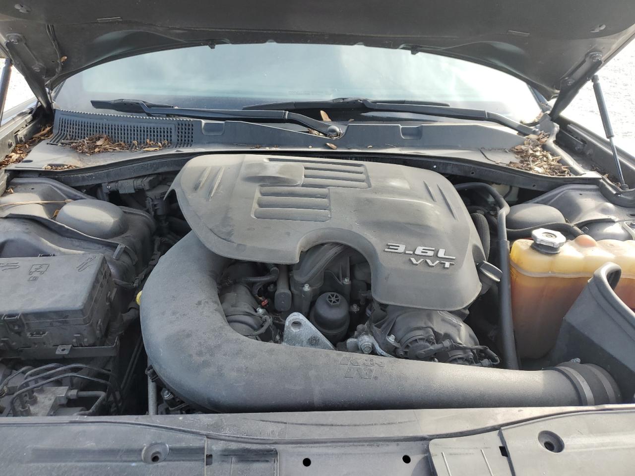 2C3CDXHG1GH204585 2016 Dodge Charger Sxt