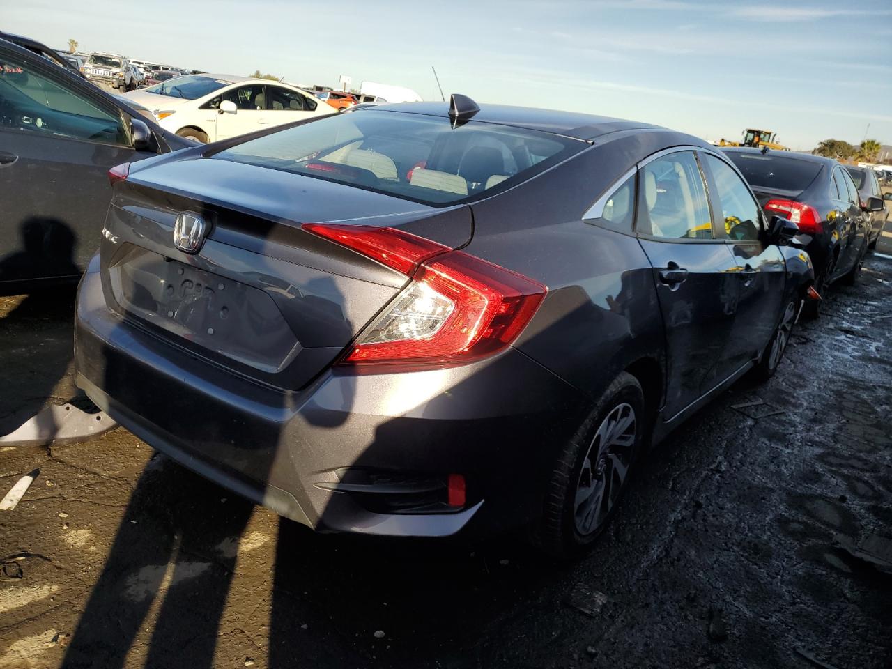 19XFC2F7XHE215051 HONDA CIVIC 2017