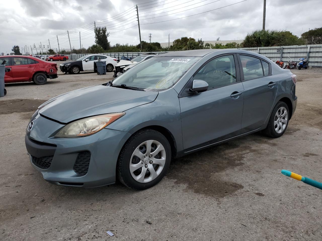 jm1bl1uf1c1652533 JM1BL1UF1C1652533 2012 Mazda 3 I