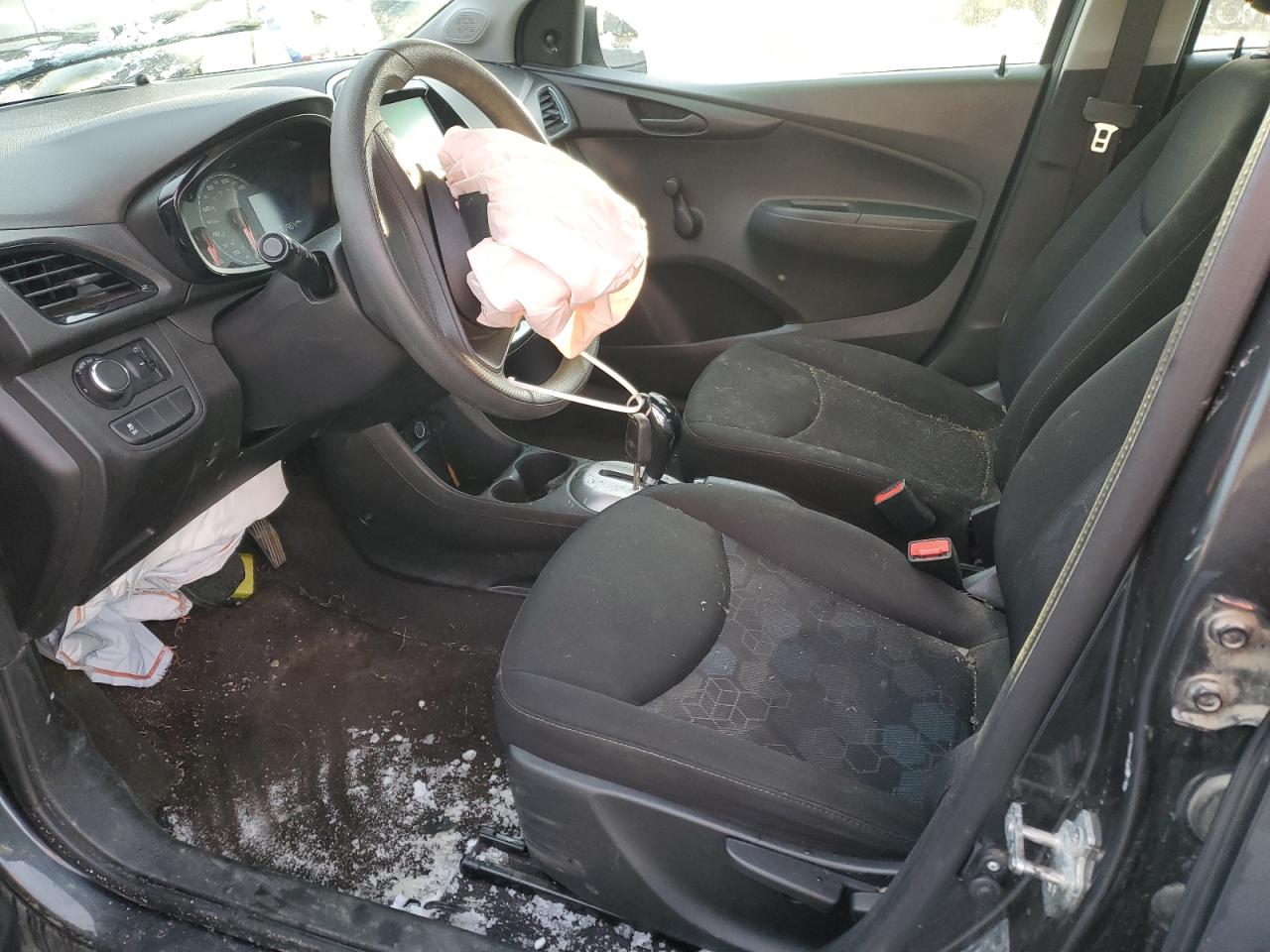 KL8CB6SA7HC818943 CHEVROLET SPARK 2017
