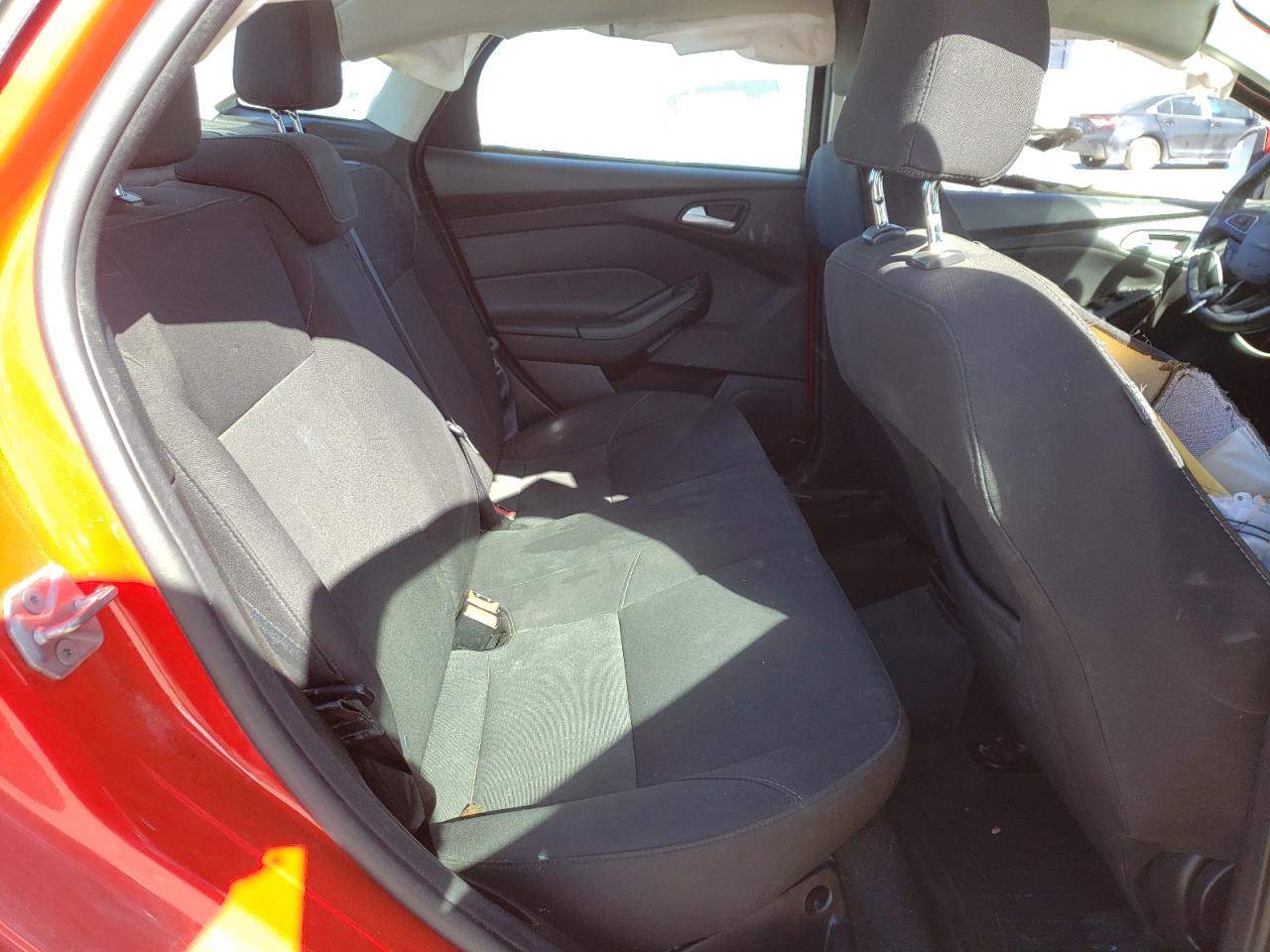 1FADP3F24GL371152 FORD FOCUS 2016