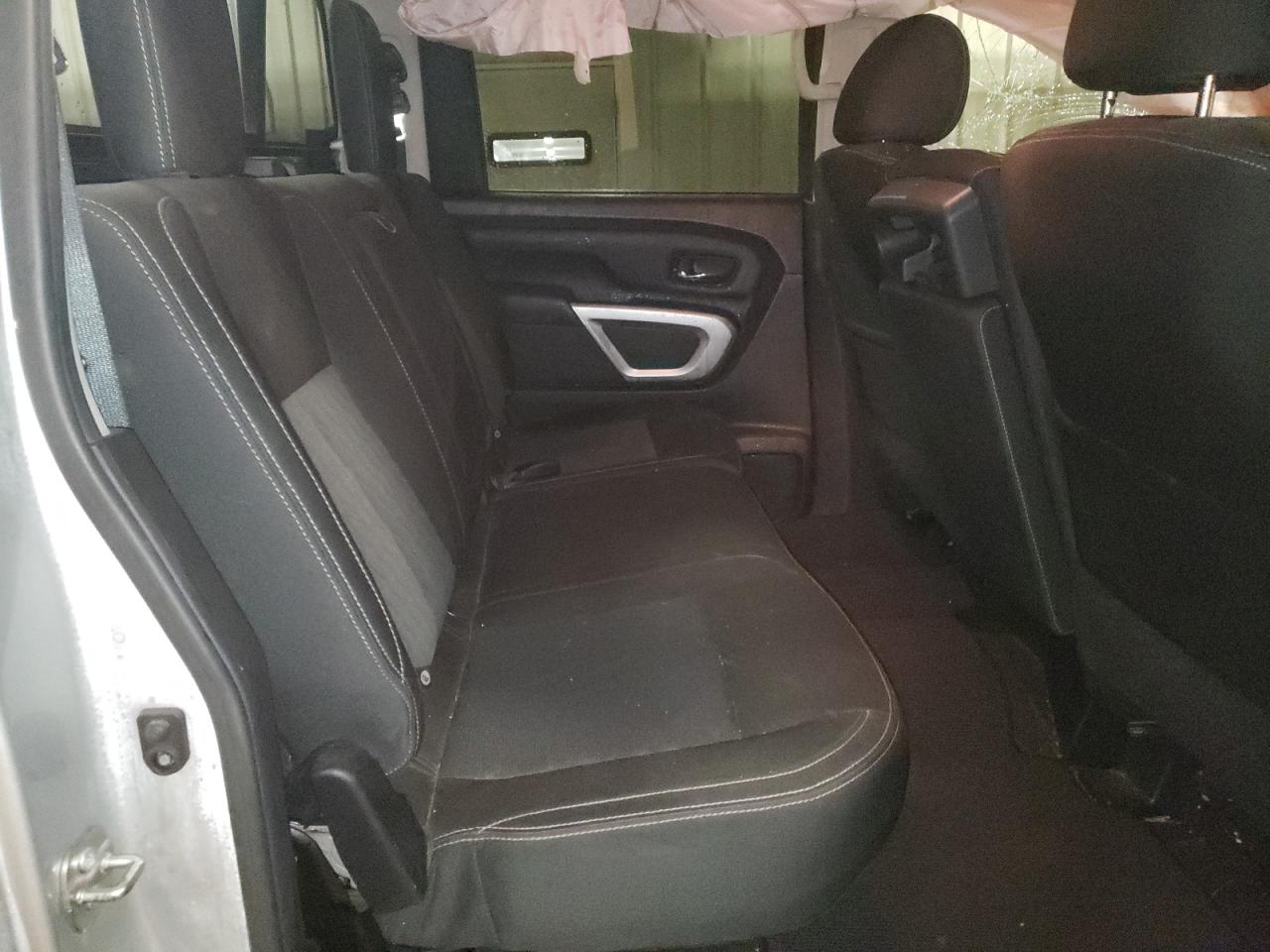 1N6AA1EJ1HN541028 NISSAN TITAN 2017