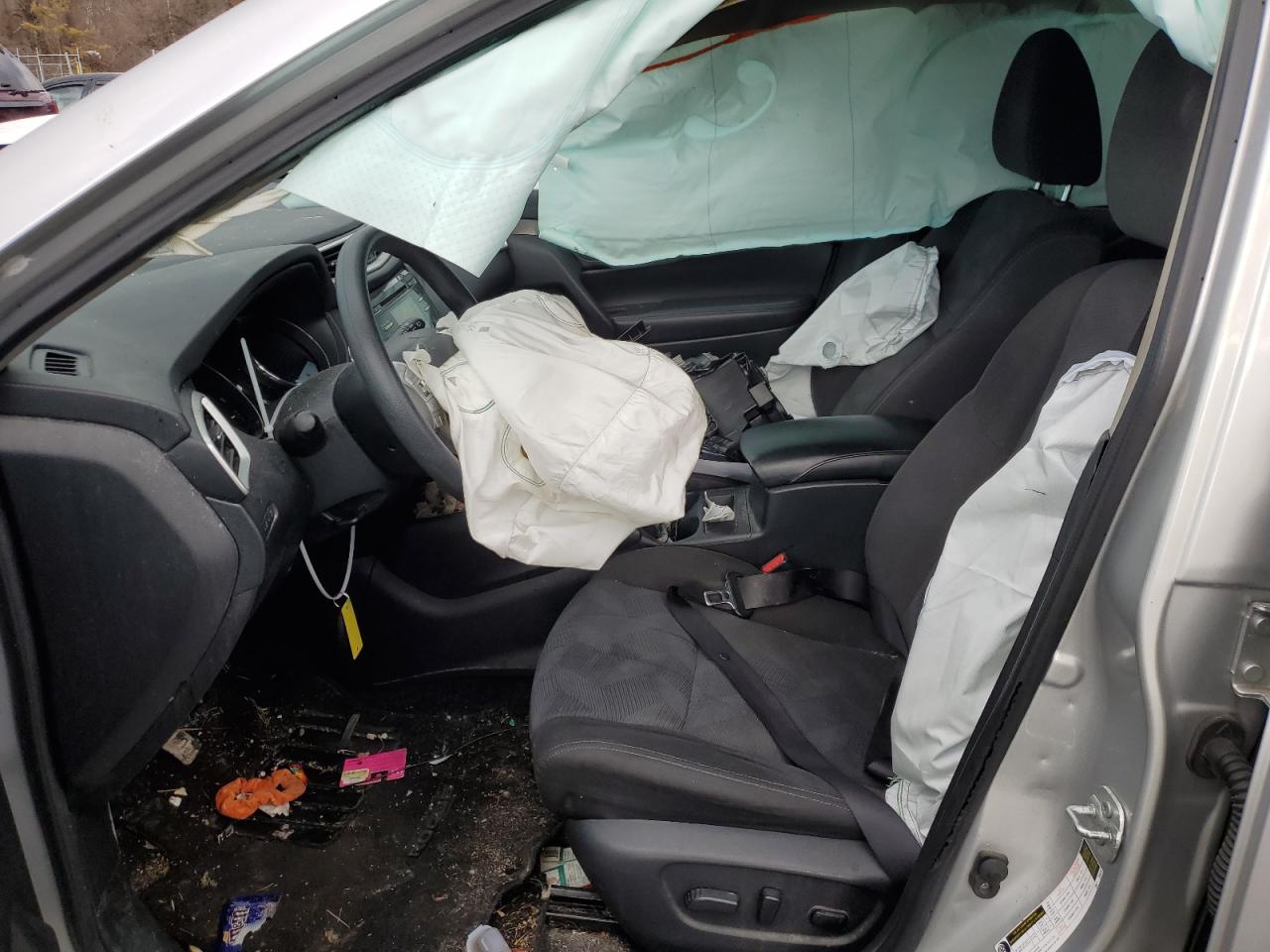 KNMAT2MV6GP610449 NISSAN ROGUE 2016