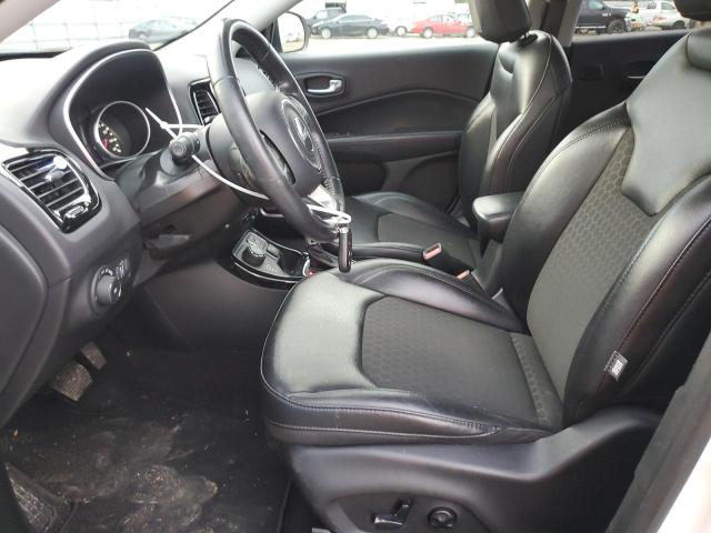 3C4NJDBB5JT433066 Jeep Compass Latitude