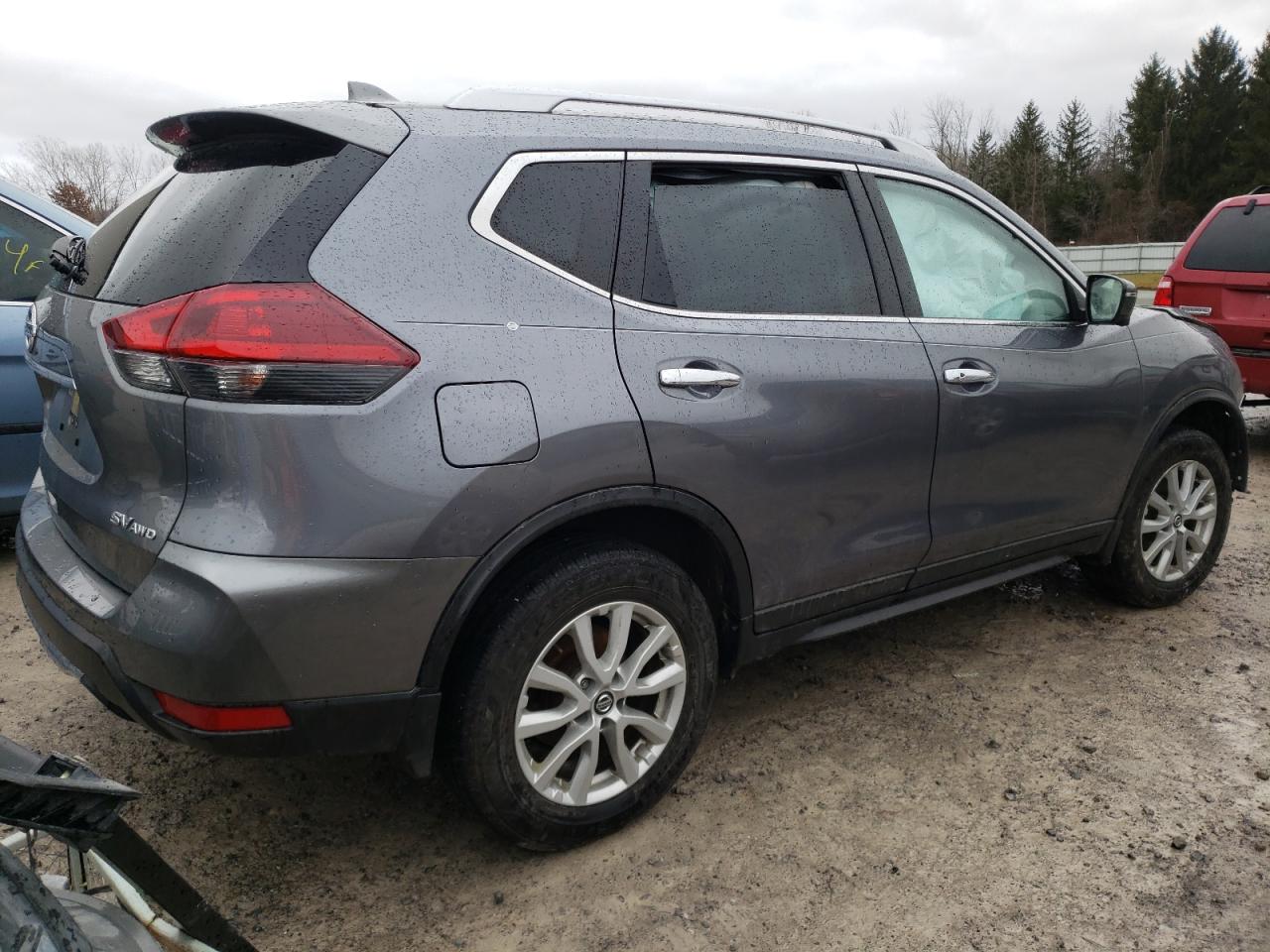 JN8AT2MV9JW347083 NISSAN ROGUE 2018
