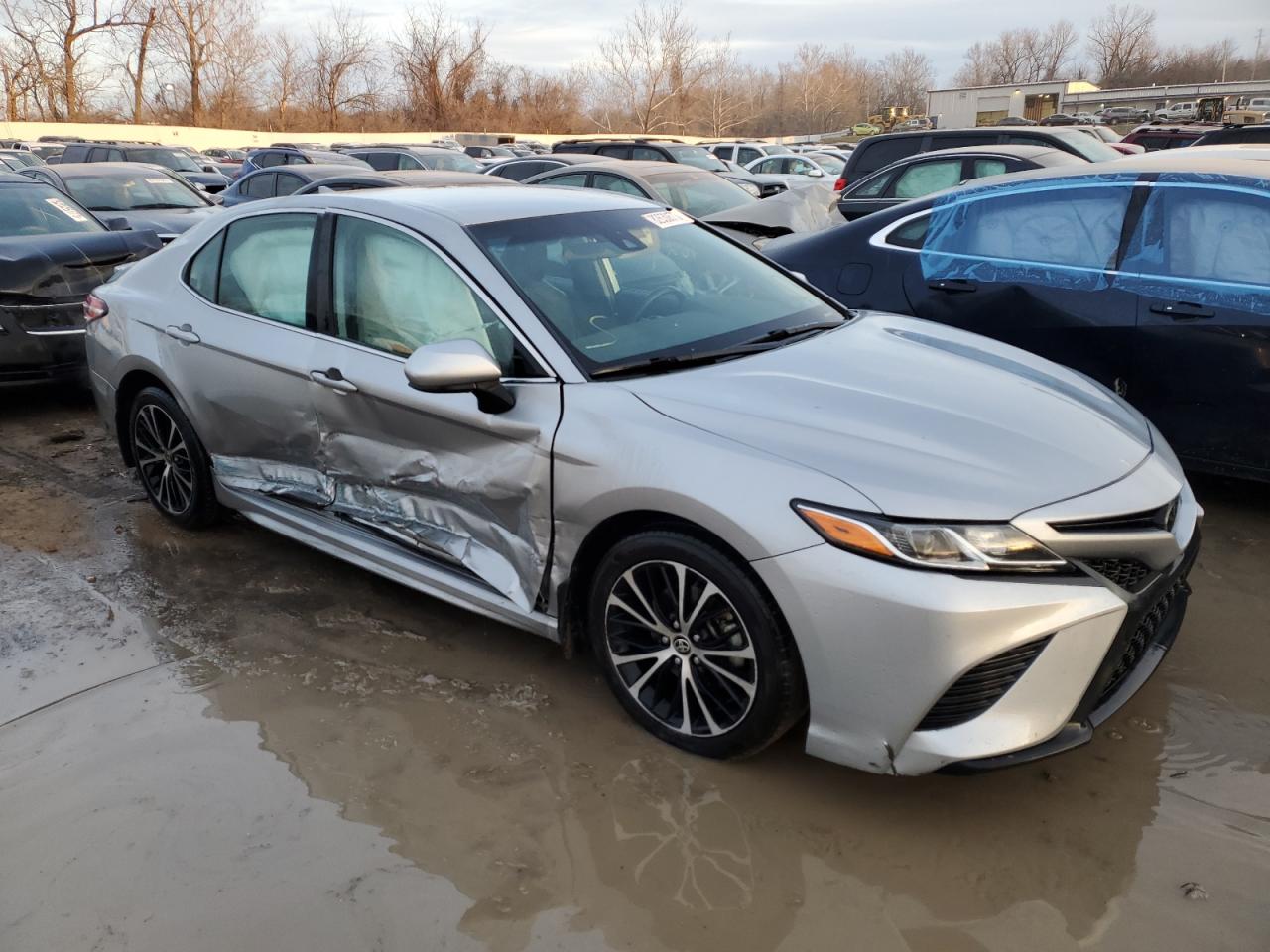 Lot #2919135665 2020 TOYOTA CAMRY SE