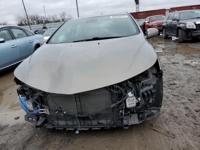 VIN 1G1RD6S54HU216079 2017 Chevrolet Volt, Premier no.5