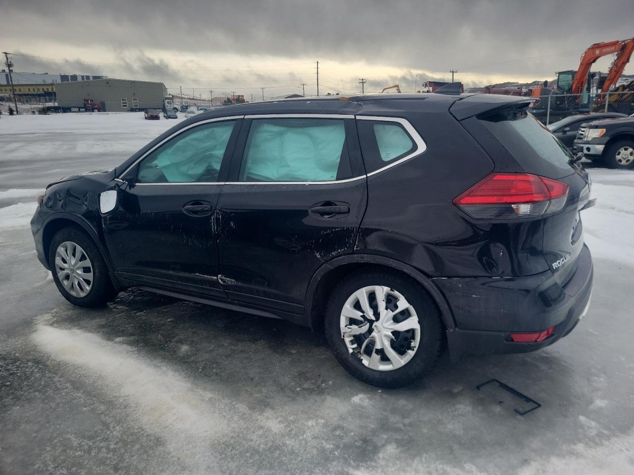 5N1AT2MV7HC808882 NISSAN ROGUE 2017
