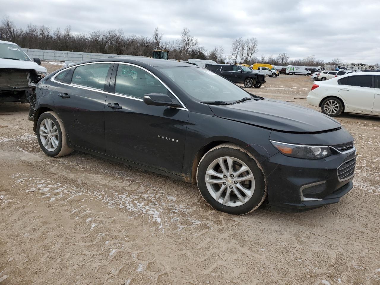 1G1ZD5ST9JF173684 2018 Chevrolet Malibu Lt