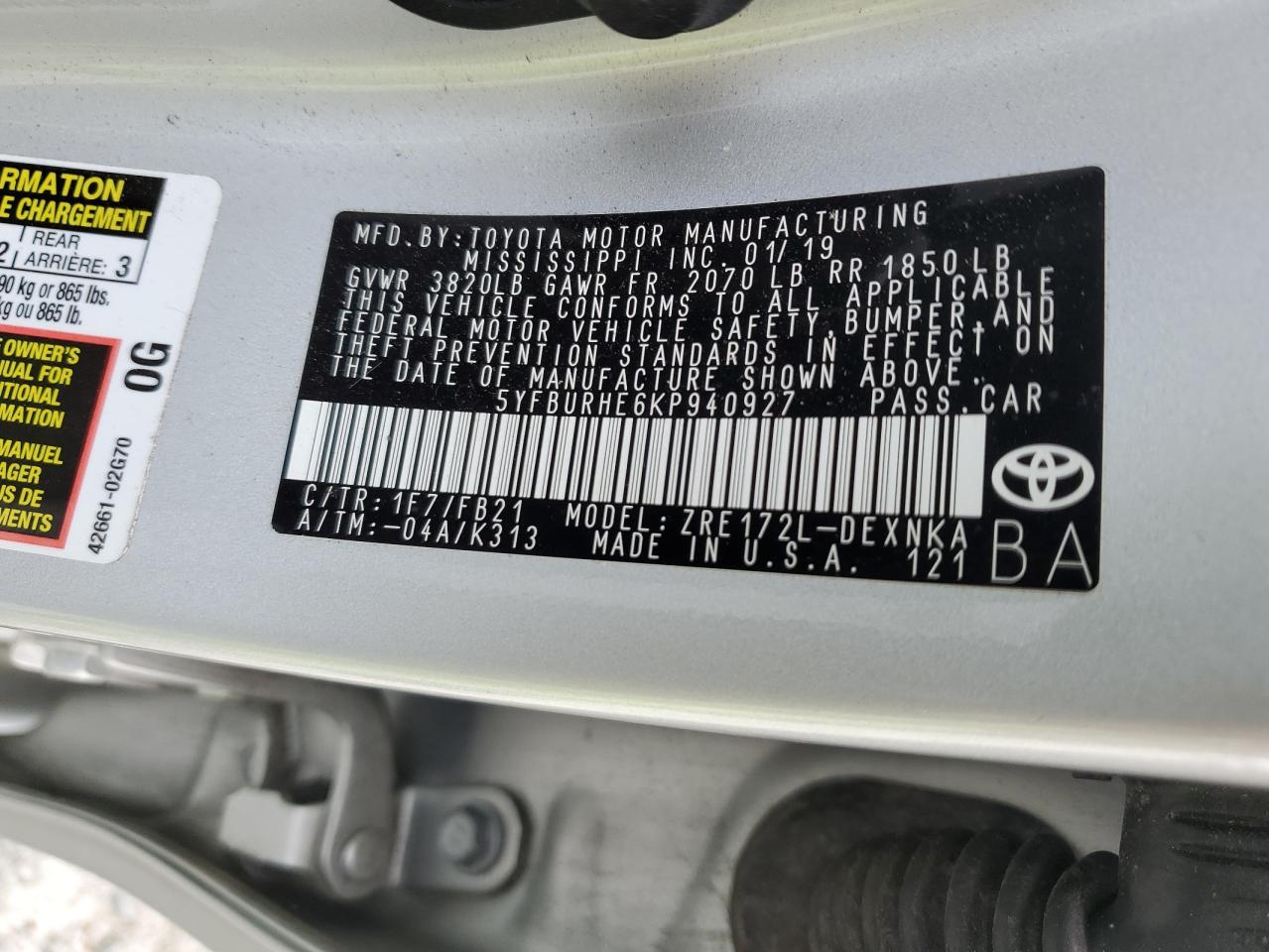 5YFBURHE6KP940927 TOYOTA COROLLA 2019