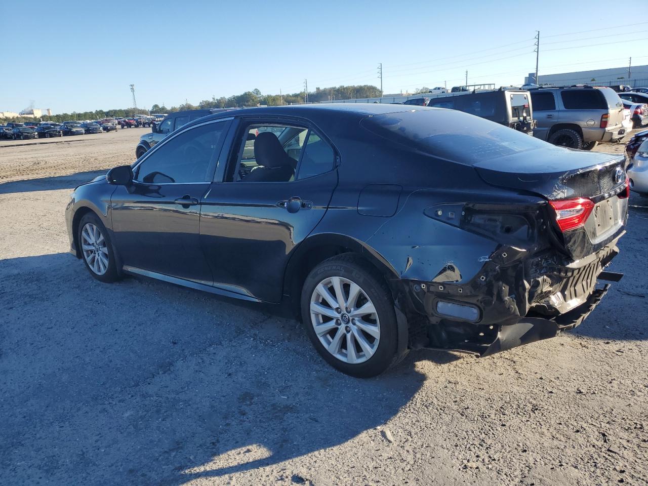 4T1B11HK9JU150907 TOYOTA CAMRY 2018