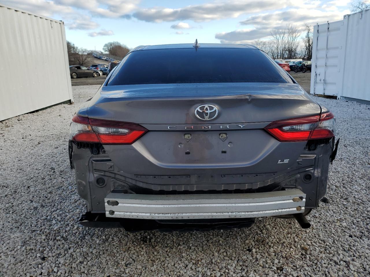 4T1C11AK3MU472834 TOYOTA CAMRY 2021
