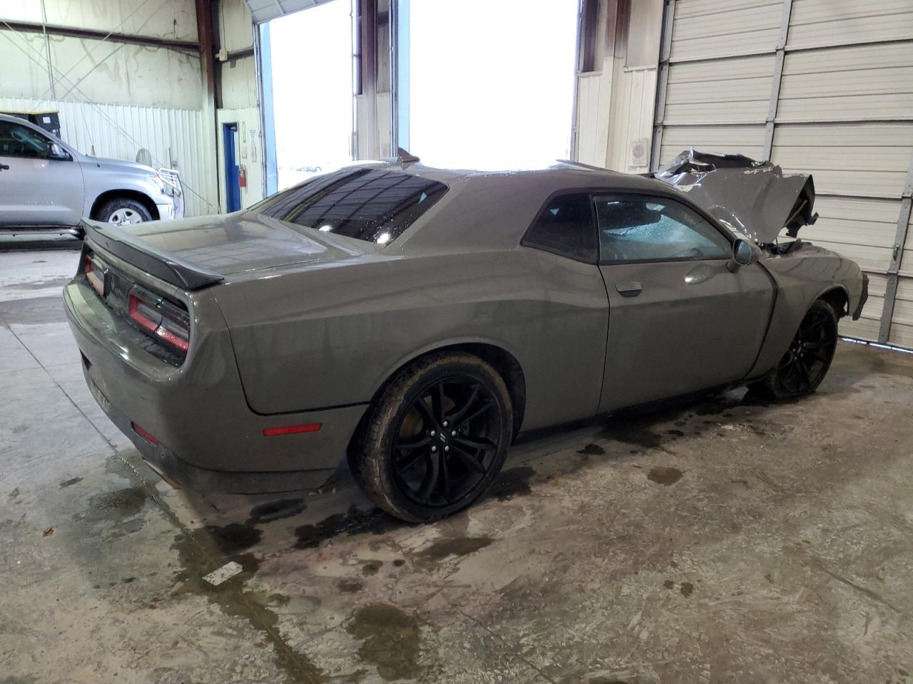 Lot #2758739412 2018 DODGE CHALLENGER