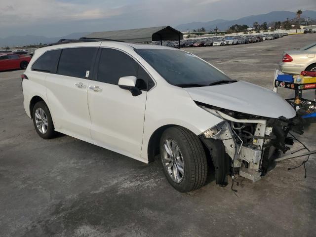 5TDJSKFC5NS048853 | 2022 TOYOTA SIENNA XLE