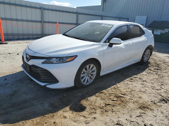 Vin: 4t1c11ak7lu918644, lot: 82815683, toyota camry le 2020 img_1