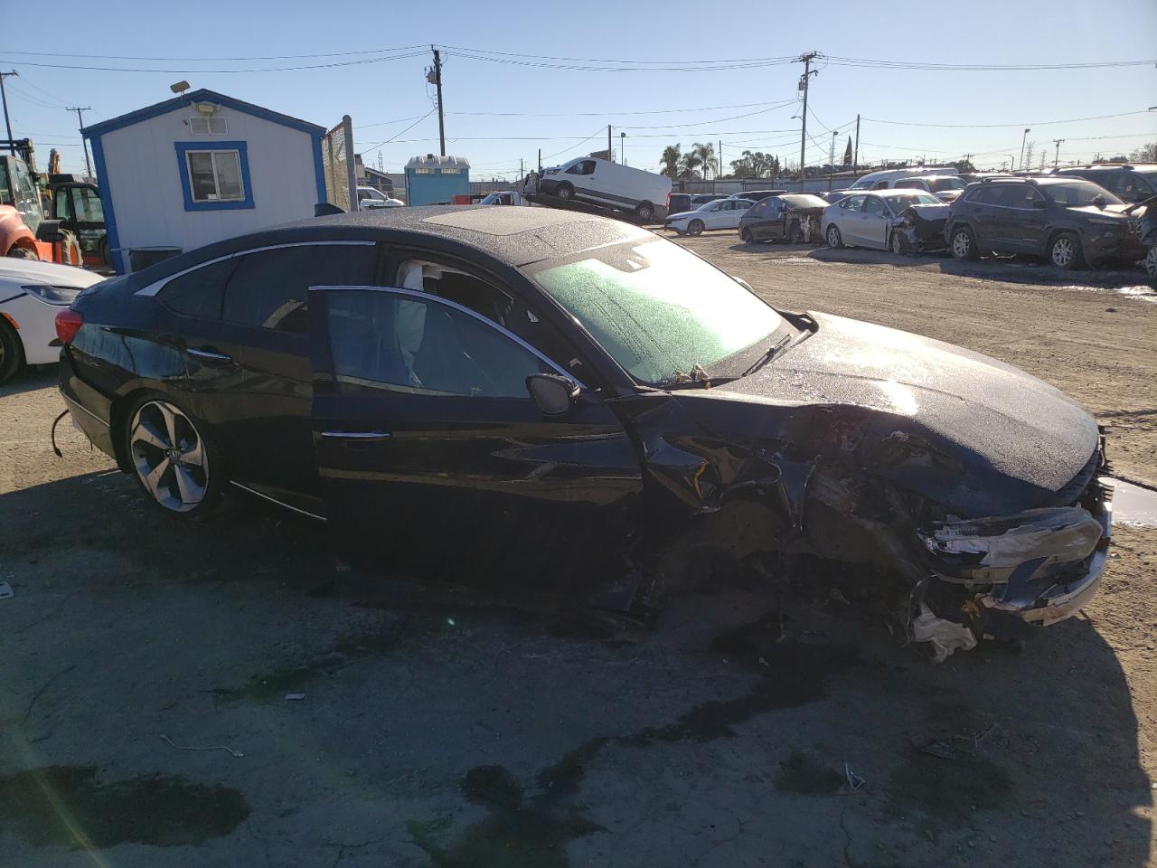 1HGCV1F93JA005555 HONDA ACCORD 2018