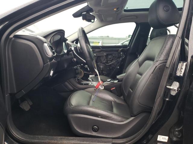 2017 INFINITI QX30 SJKCH5CP3HA035436