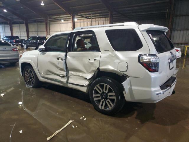 2019 TOYOTA 4RUNNER SR JTEBU5JR4K5646425