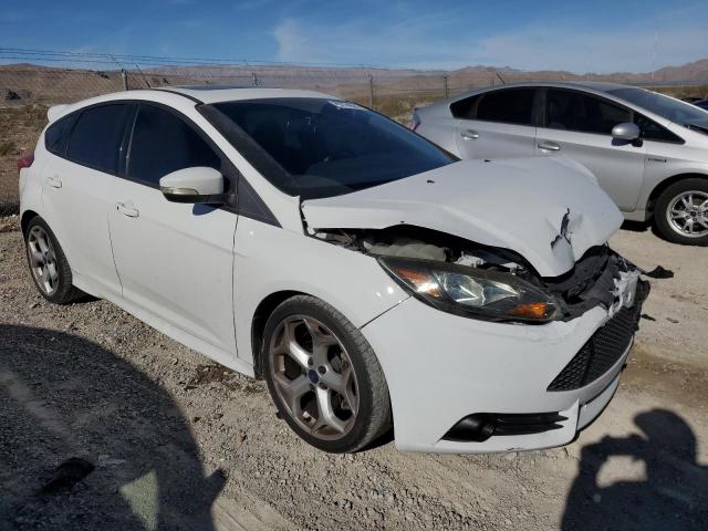 Image 4 of 2014 Ford Focus salvage vehicle - Lot #38774814 at Copart