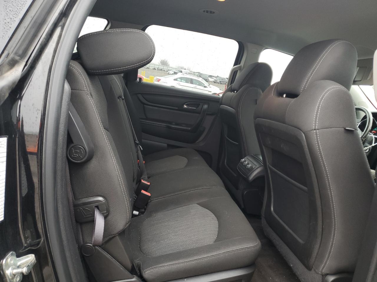 1GNKRGKD1GJ318132 CHEVROLET TRAVERSE 2016