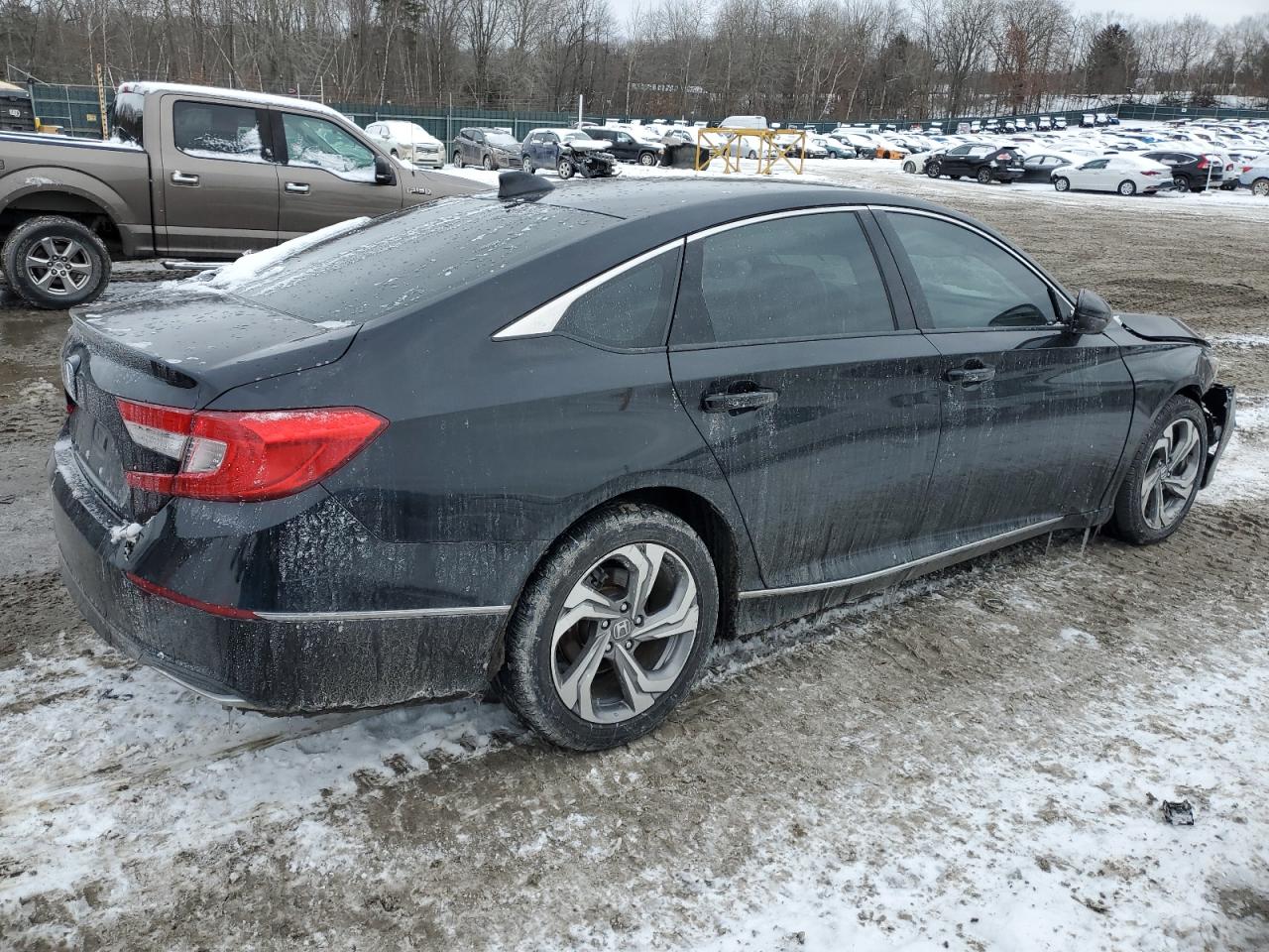1HGCV1F52JA029259 HONDA ACCORD 2018