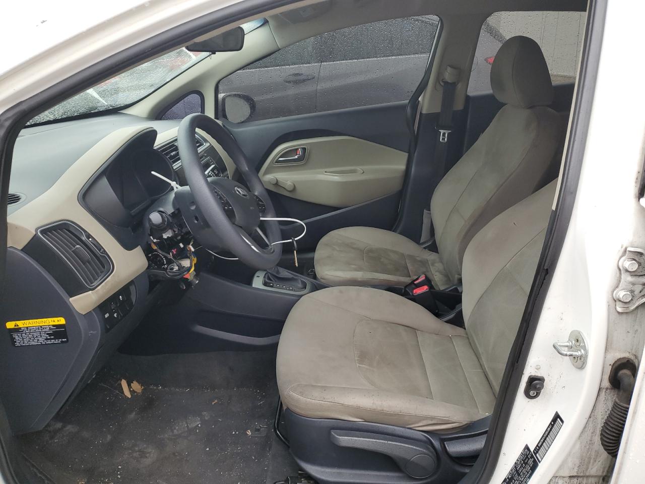 KNADM4A3XG6638640 KIA RIO 2016