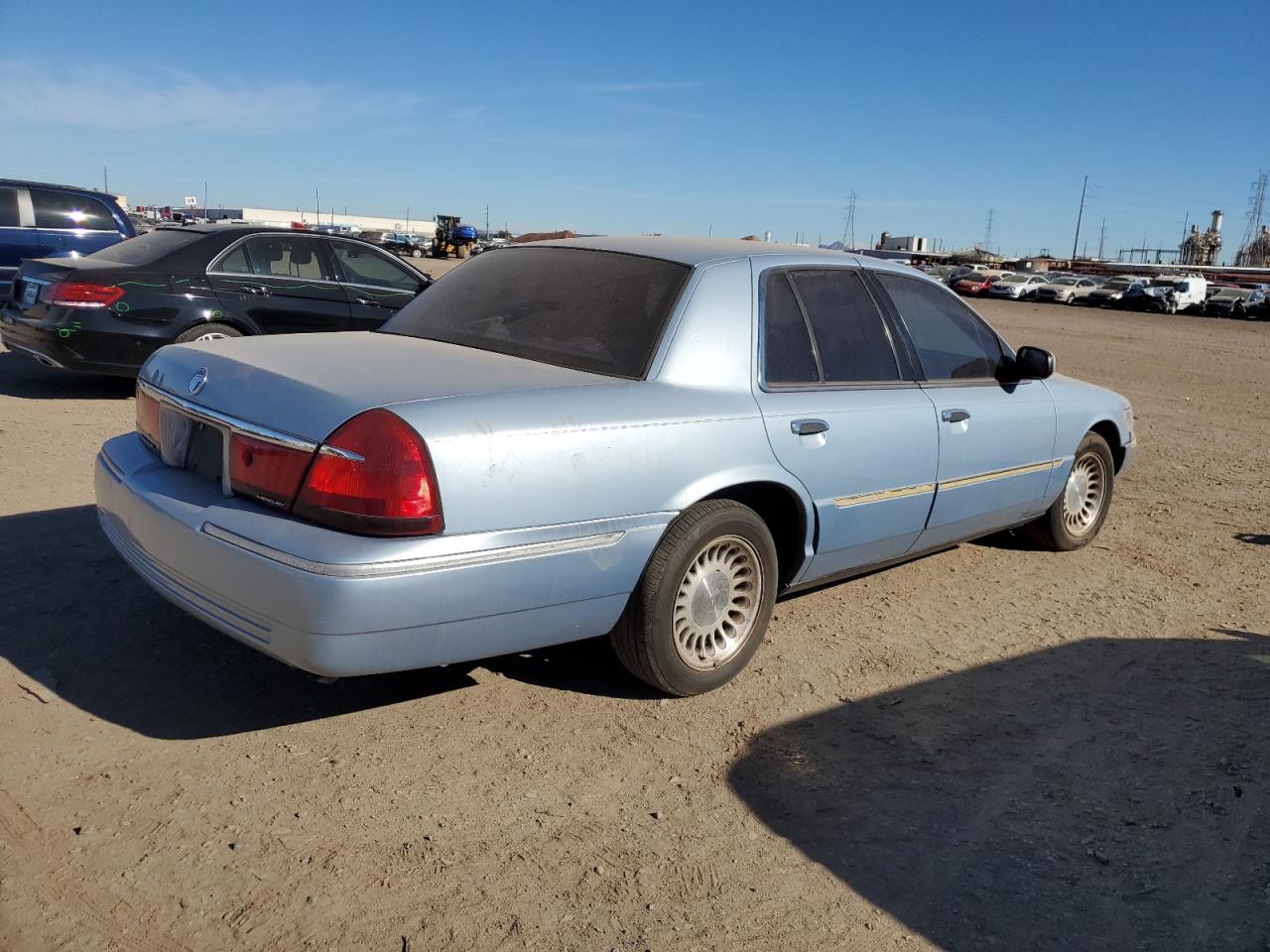 2MEFM75W51X658354 2001 Mercury Grand Marquis Ls