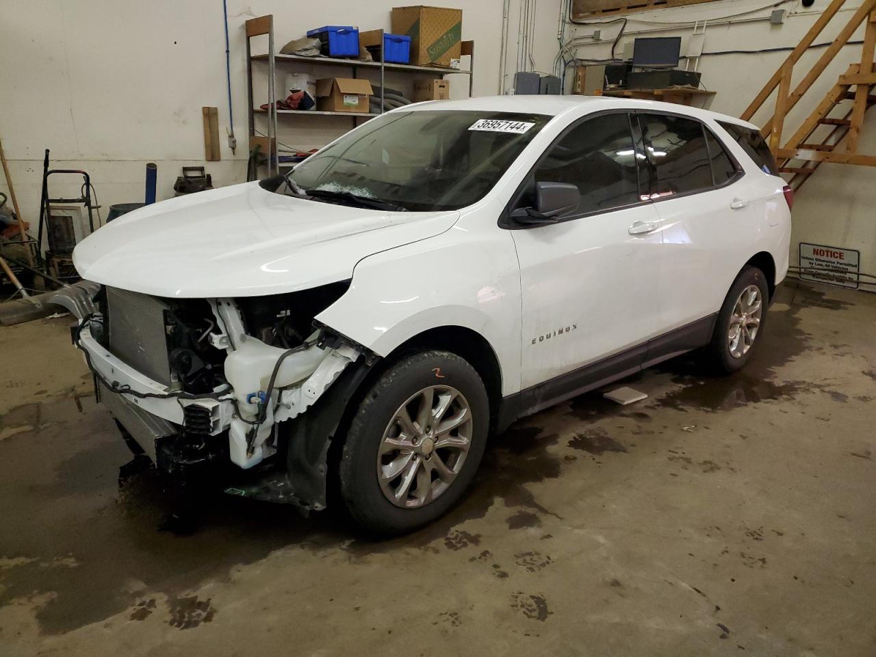 2GNAXREV4J6140657 CHEVROLET EQUINOX 2018