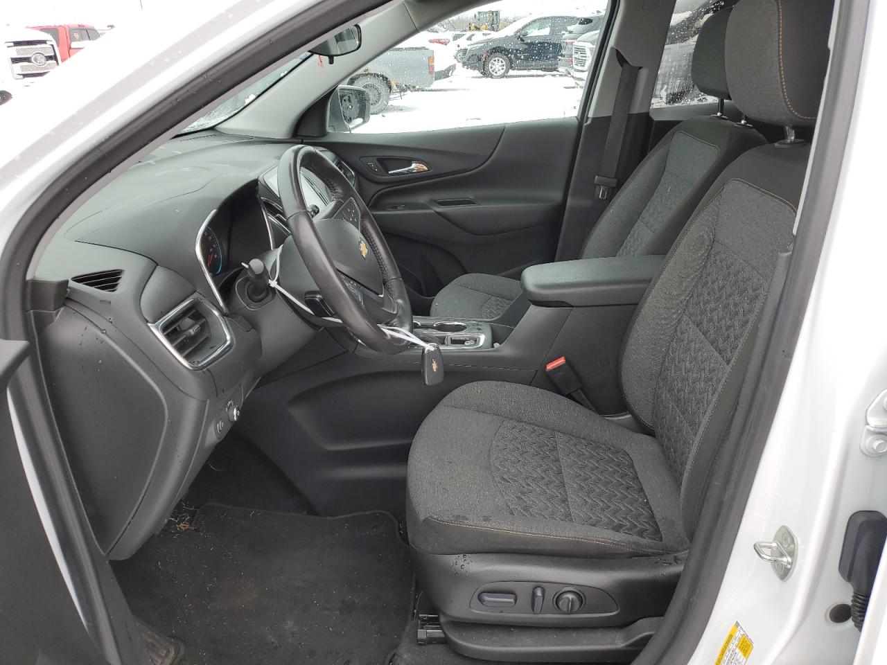 3GNAXKEV5NL305527 CHEVROLET EQUINOX 2022