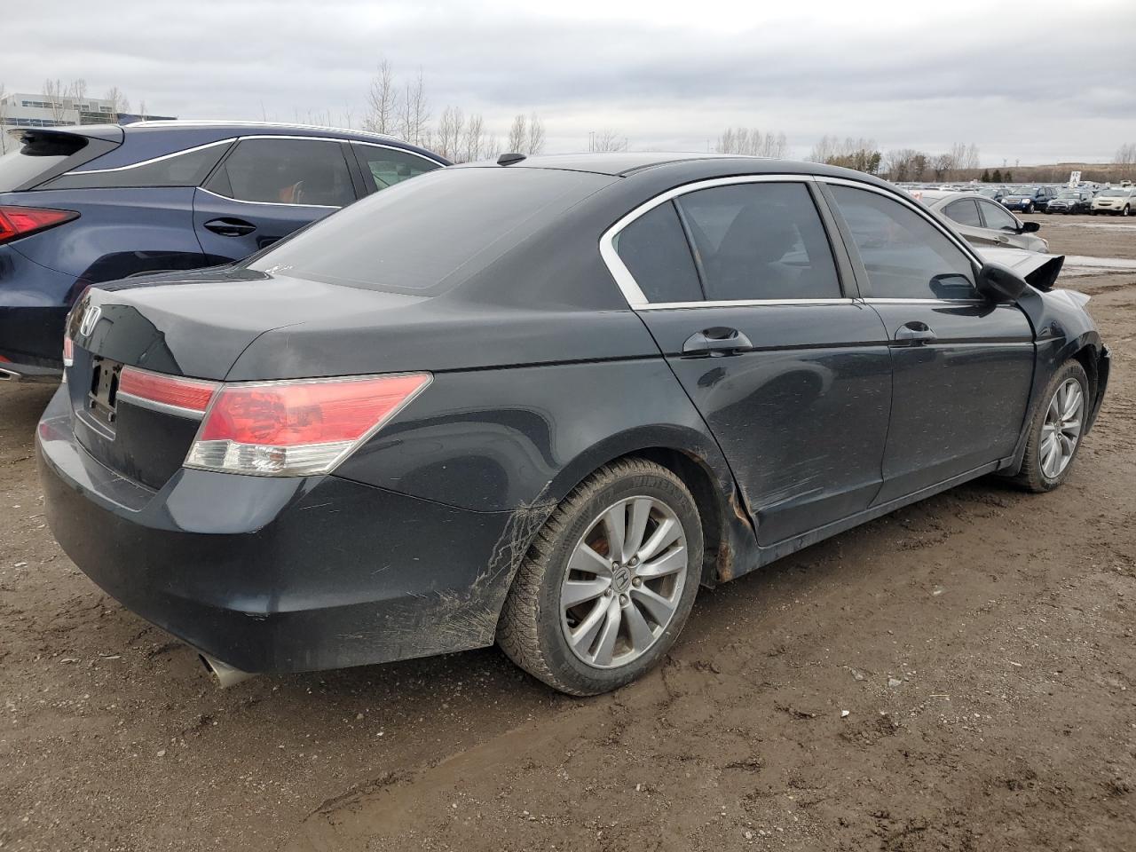 1HGCP2F86BA801662 2011 Honda Accord Exl