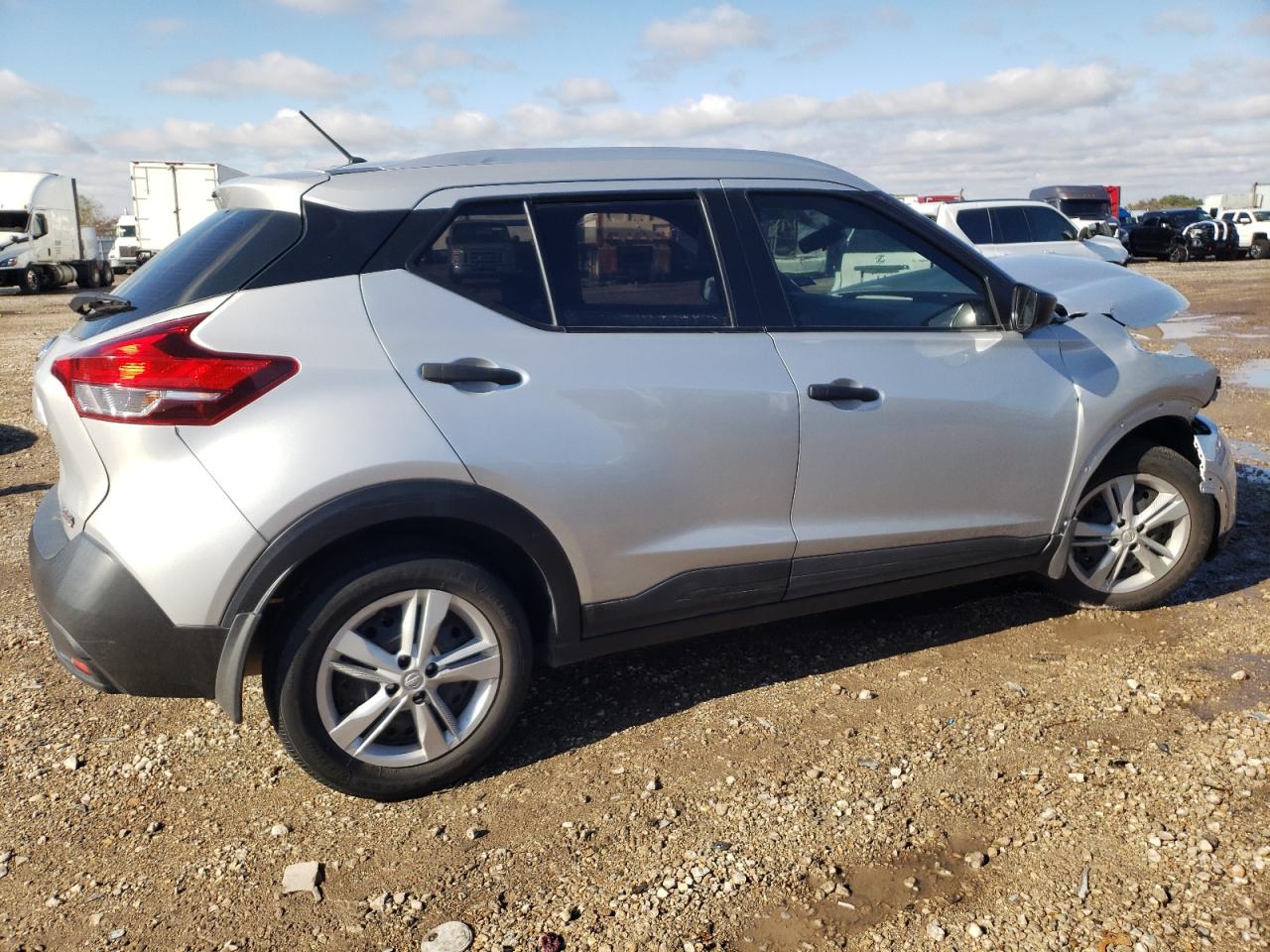 3N1CP5CU6KL548761 NISSAN KICKS 2019