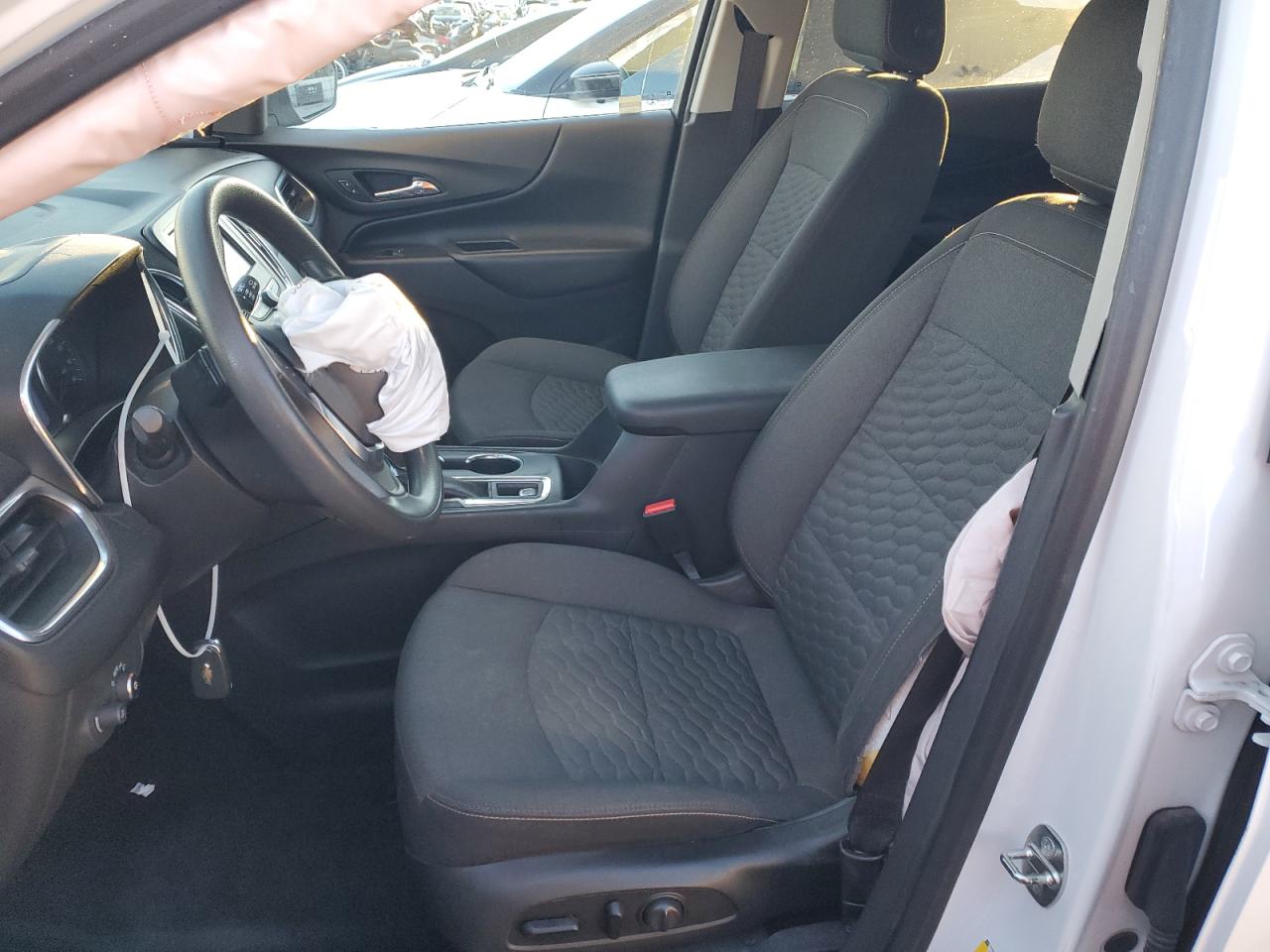 3GNAXKEV7LS510981 CHEVROLET EQUINOX 2020