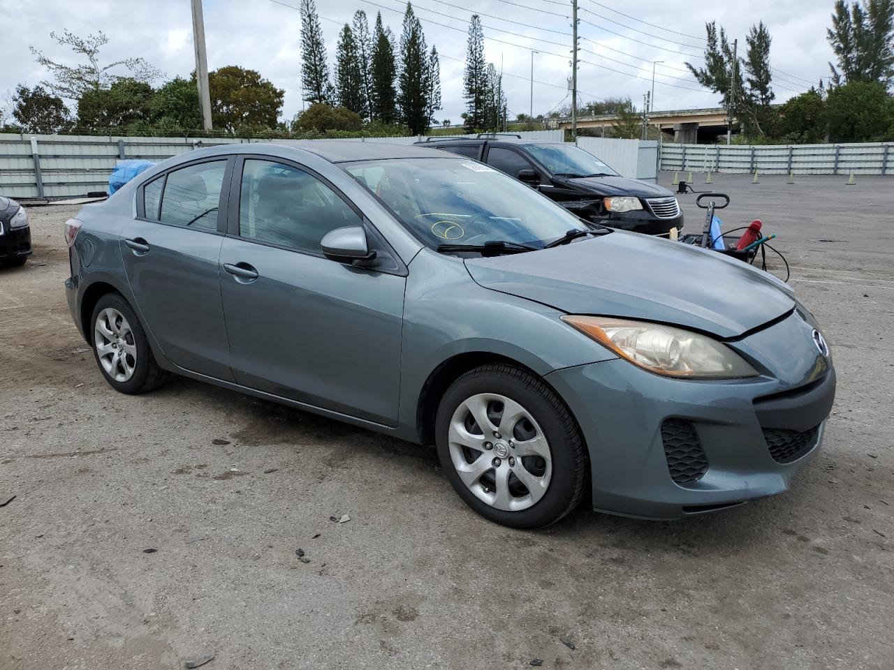 jm1bl1uf1c1652533 JM1BL1UF1C1652533 2012 Mazda 3 I