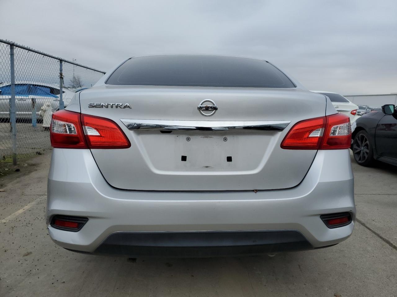 3N1AB7AP9JY253296 NISSAN SENTRA 2018