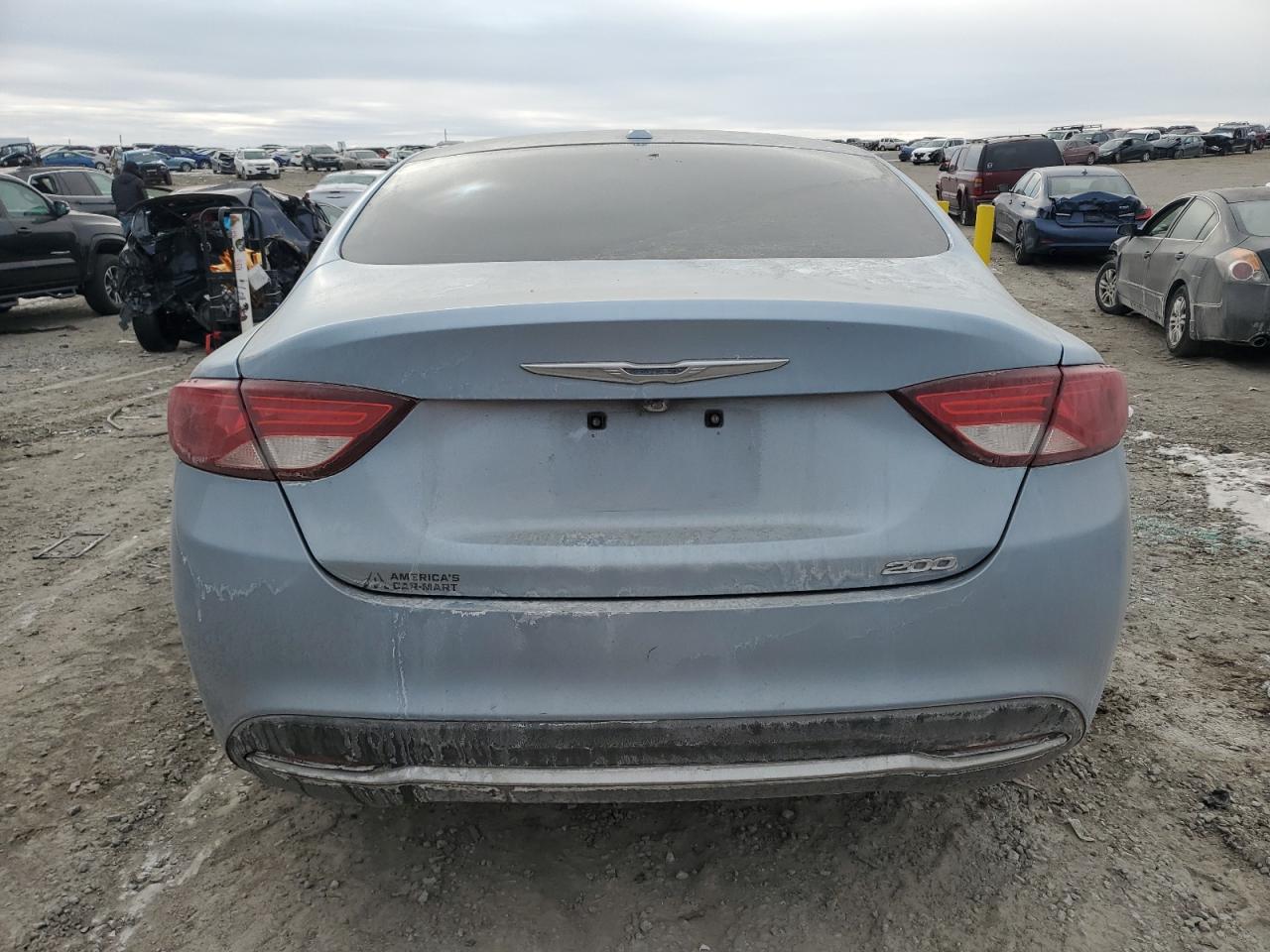 2015 Chrysler 200 Limited vin: 1C3CCCAB9FN680700