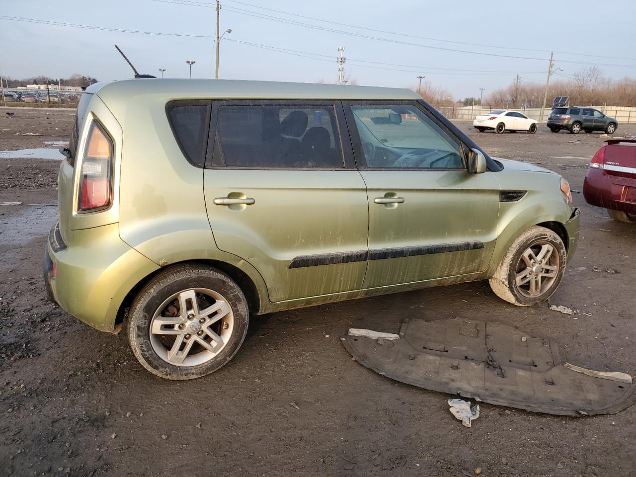 KNDJT2A28B7226711 2011 Kia Soul +