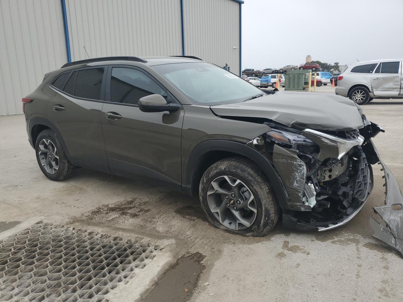 KL77LHE22RC156404 CHEVROLET TRAX 2024