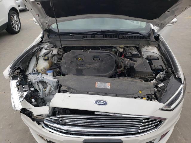 3FA6P0H9XHR397338 | 2017 FORD FUSION SE