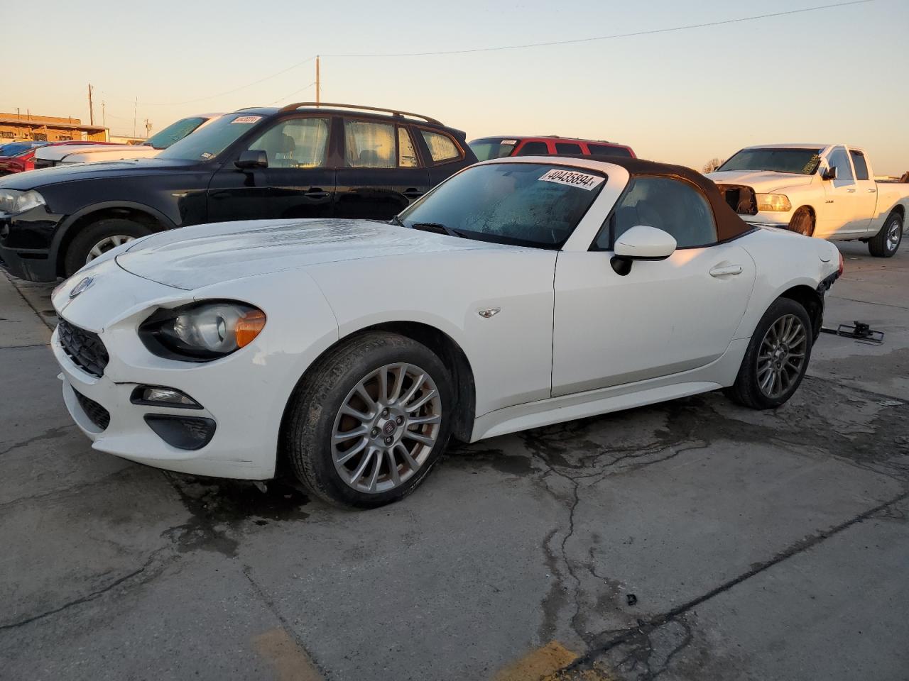 2017 Fiat 124 Spider Classica vin: JC1NFAEK1H0101805