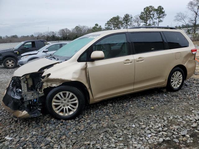 2012 Toyota Sienna XLE