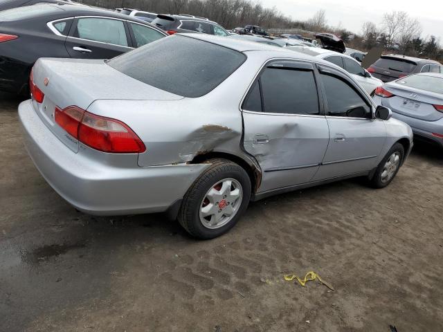 1HGCG6654YA045805 | 2000 Honda accord lx