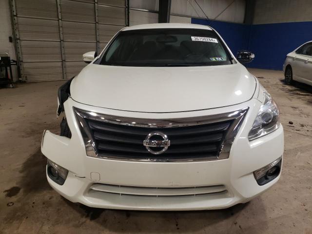 2015 Nissan Altima - Image 5