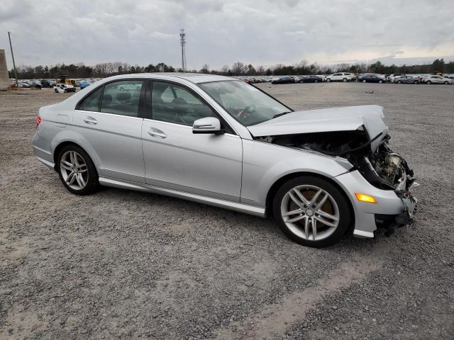 VIN WDDGF8AB8DR259628 2013 Mercedes-Benz C-Class, 3... no.4