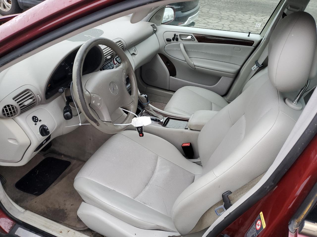 WDBRF64J72F147801 2002 Mercedes-Benz C 320