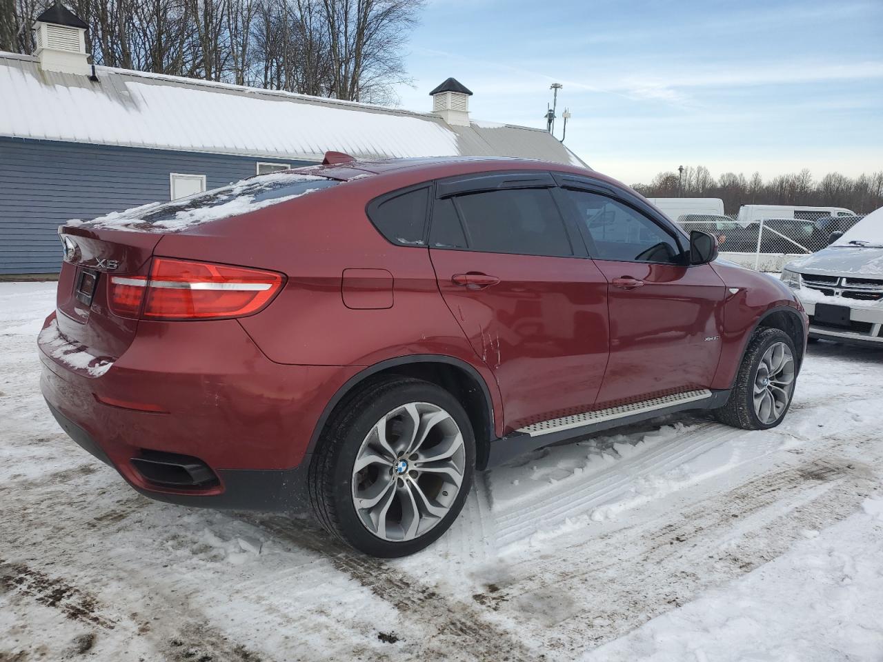 2014 BMW X6 xDrive50I vin: 5UXFG8C5XEL592359